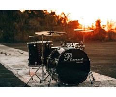 Best Music Store in Delhi- Music Cradle