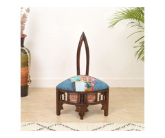 Relax in Style: Buy Wooden Chairs for Your Living Room!