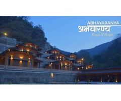 200 Hour Yoga Teacher Training in Rishikesh, India